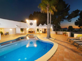 Villa de luxe avec piscine privée, proche plage, restaurants et activités à Moraira - HISP-216-219